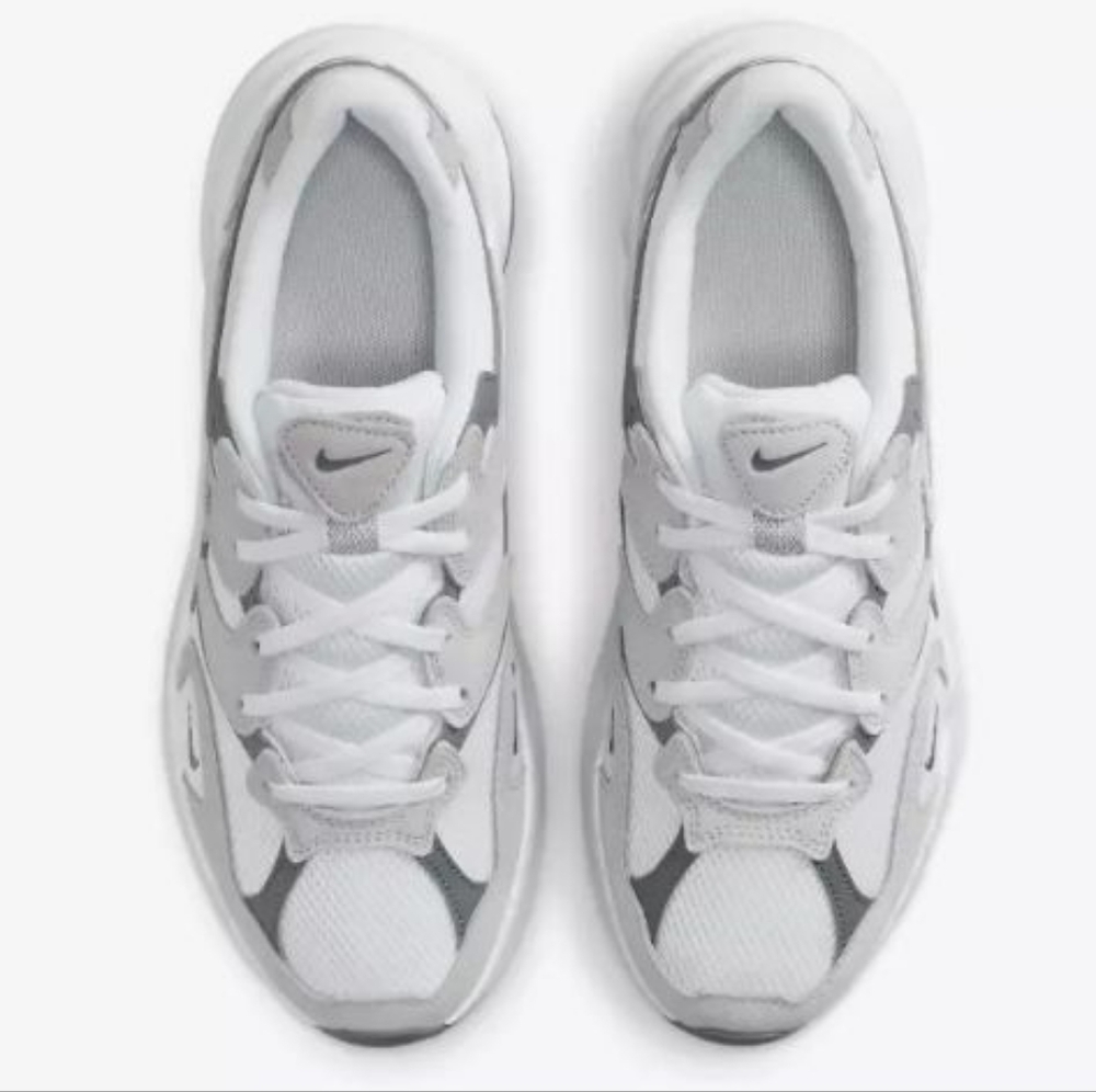 Gray Silver Metallic White Women's Nike Running Shoes - Picture 11 of 14